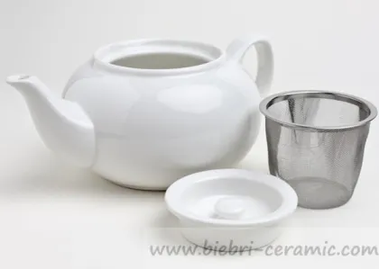 750ml Plain White Porcelain Teapot With Infuser For Hotel, Restaurant, etc.