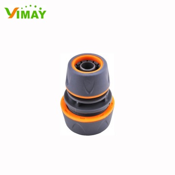 1/2"-3/4" Two Color Soft Coated Hose Mender 13mm-19mm Plastic Hose Repair Connector for Gardening