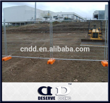 Road barrier / temporary barrier fencing systems