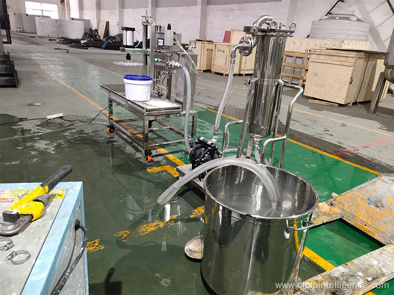 Semi automatic liquid filling machine for coating