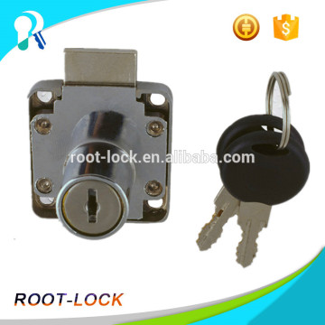 Steel cabinet lock for sliding steel grill door