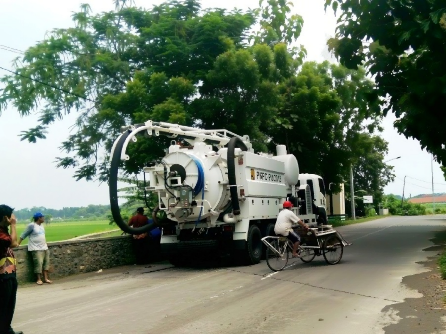 Combined Vacuum Jetting Trucks (1)