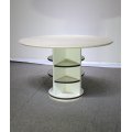 Mesa de jantar compacta multifuncional com prateleiras de armazenamento