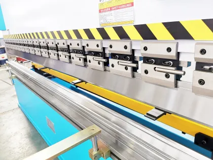 4000MM Hydraulic Press Brake - Yawei WC67Y-125T Sheet Metal Bending Machine (CE Certified)