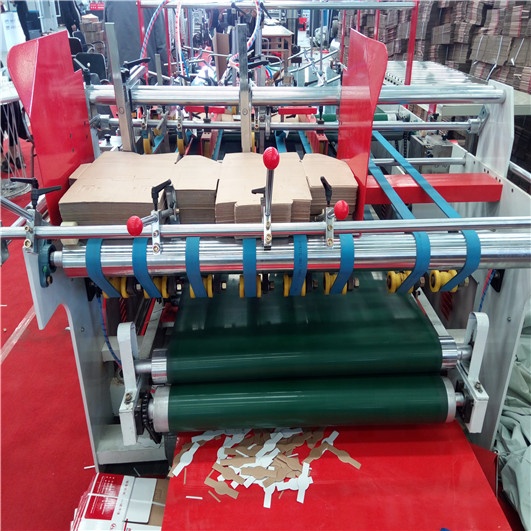 Semiautomatic carton folder gluer bottom lock machine