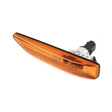 Factory Price Wholesale: 7 SERIES E66 63137164755 Clear Front Fender Side Marker Lamp - BMW