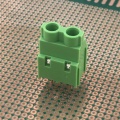 Bloque de terminales de tornillo de montaje en PCB 30A / 300V de paso de 7.62 mm