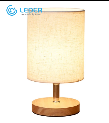 LEDER مصباح طاولة مع عاكس الضوء