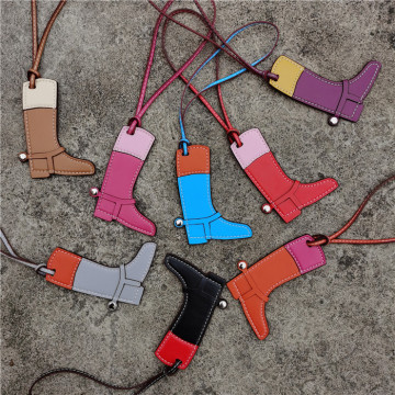Wholesale Luxury Brand Accessories: Wristbands, Keychains, and Charms