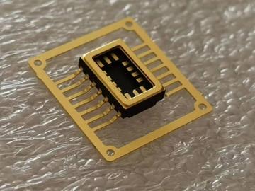CSOP14B Packages for Integrated Circuits
