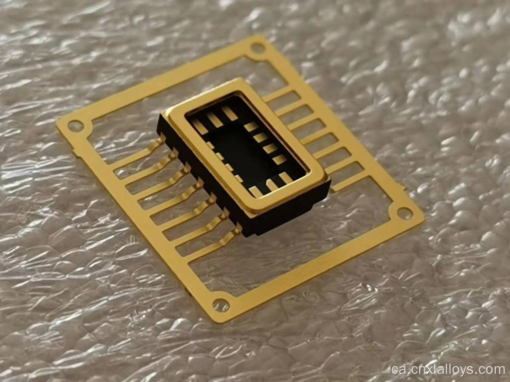 Paquets CSOP14B per a circuits integrats