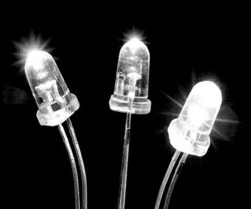 15 Degree Pure White 5mm Round Light Emitting Diode With 30000mcd Brightness