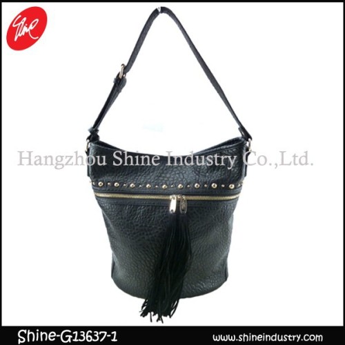 studded hobo bag/black shoulder bag/fashion tassel bag