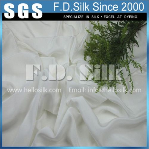 16MM Silk Crepe De Chine Width 45" Natural White No.26 Color