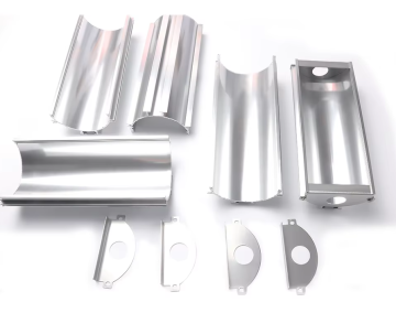 Efficient Aluminium Reflectors with Enhanced Reflectivity