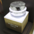 Expositor cosmético APEX de luxo com iluminação LED para cuidados da pele