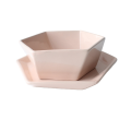 Moderne designplaten stelt servies in het serviesgoed Pink polygonaal servies 24 sets kleurrijk geglazuurd servies