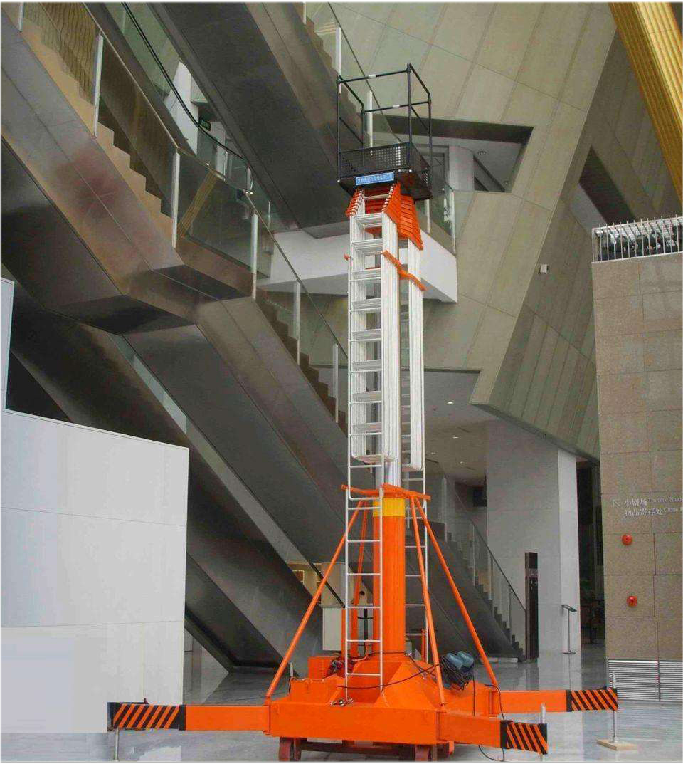 Tipo de inclinación de 14 m de alta calidad Cilíndrico Vertical Manlift