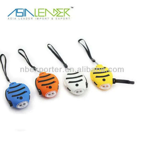 hand crank dynamo flashlight