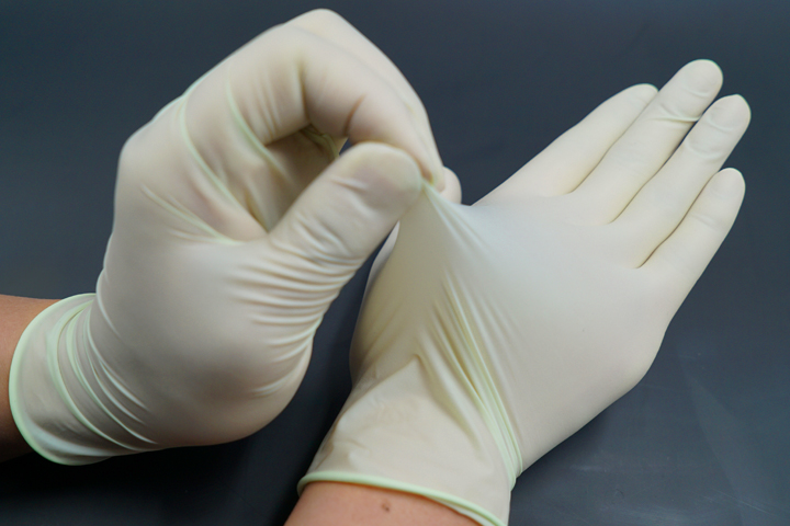 Colloidal Oatmeal Coated Latex Gloves