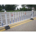 High quality fittings galvanized steel guardrail / pedestrian barrier