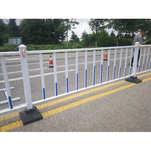 Hot Sales Road Guardrail road fence traffic barrier road barrier