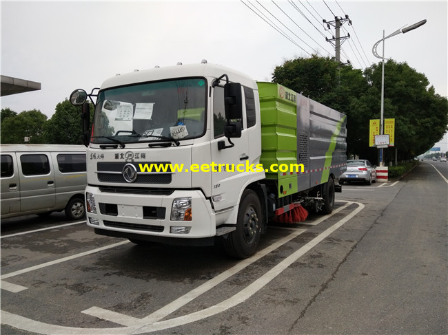 2000 Gallon Road Sweeping Cars