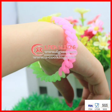 Silicone wristband 18