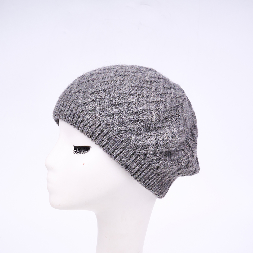 100% wool adult women's knitted beret
