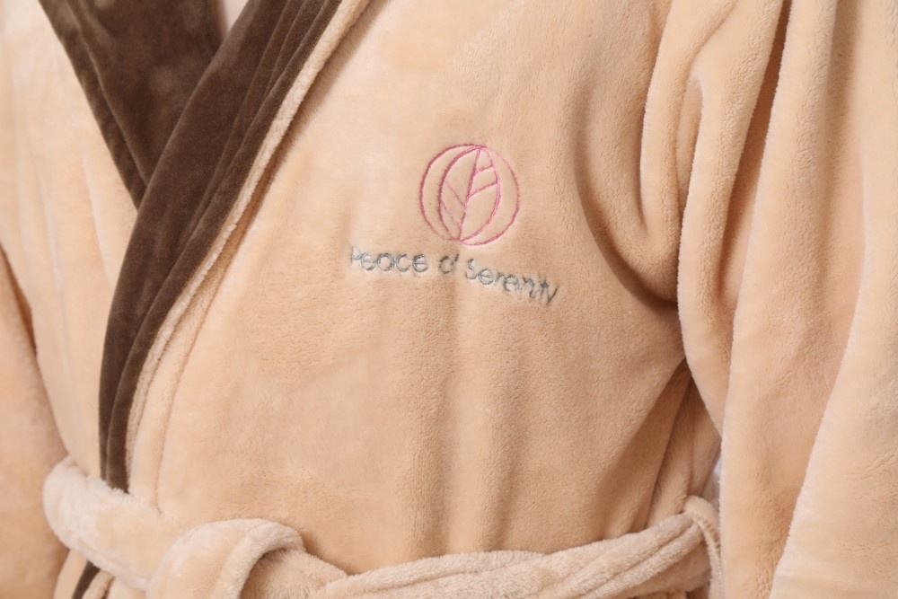 Thick Warm Flannel Luxury Hooded Hotel Bathrobe