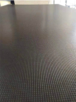 Black anti slip film faced plywood for construction