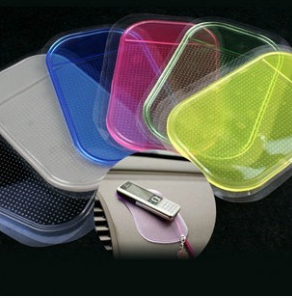 2015 colorful PU cheap strong Sticky magic anti-slip mat mobile phone non-slip mat