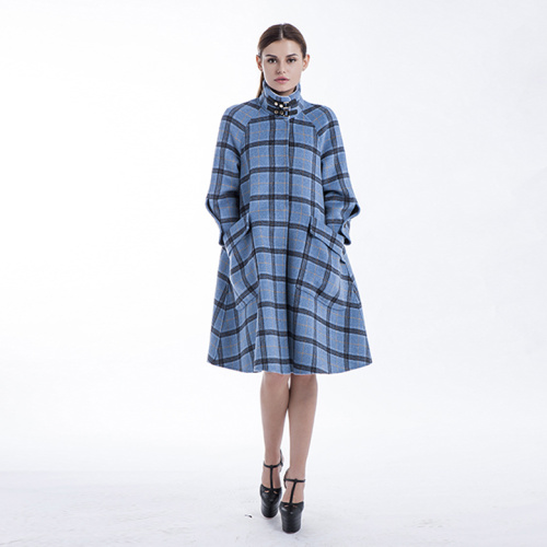 Elegante cappotto in cashmere blu a quadri