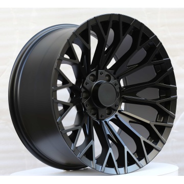 Llanta totalmente pintada en negro mate de 20 pulgadas