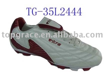 Tg-35l2444 Soccer Shoes
