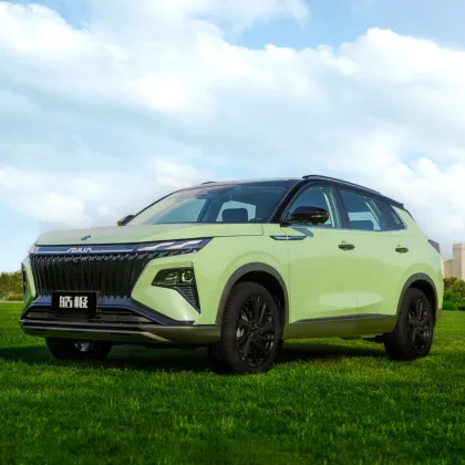 DongFeng AEOLUS HaoJi 5-Door Hybrid SUV