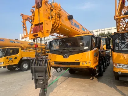 Used mobile crane truck XCT55L5 XCMG truck crane