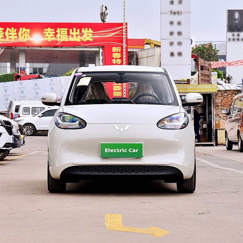 Pure electric small 4-seater wuling bingo