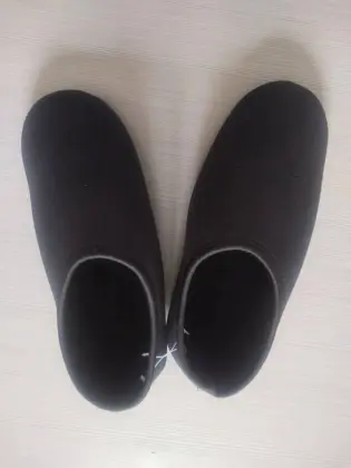 neoprene slip on indoor outdoor slippers on shoes