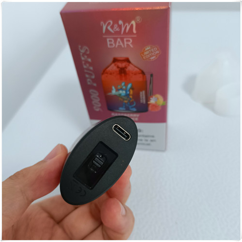 R &amp; M Bar Hit 9k Puffs Ondosable Vape Device