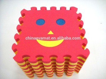 Foldable Puzzle Stool