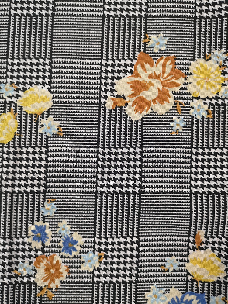 Texture Flower Rayon Challis 30S Light Printing Fabric