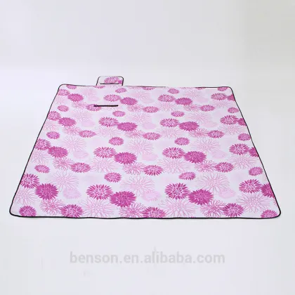 The picnic mat plastic picnic mat