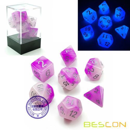 Bescon Two Tone rougeoyante polyédrique 7pcs Set AMETHYSTE FROSTY, lumineux RPG Dice lueur dans l&#39;obscurité, jeu de rôle DND dés