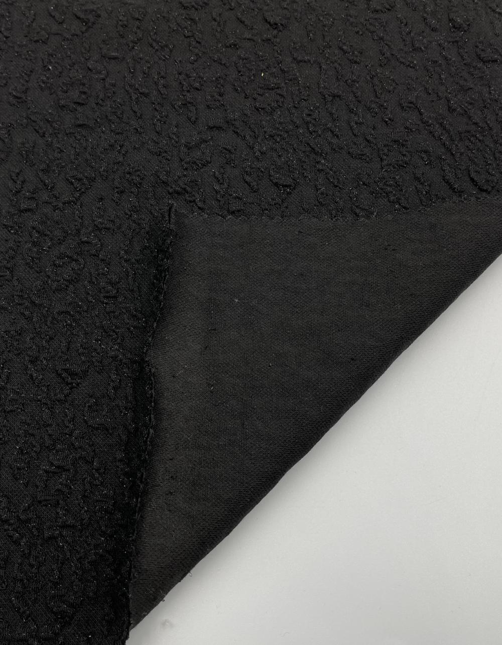 70%Polyester 20%Rayon 8%Luex 2% Spandex
