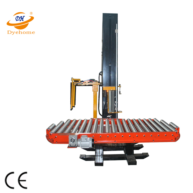 Turntable conveyor pallet stretch wrapping machine