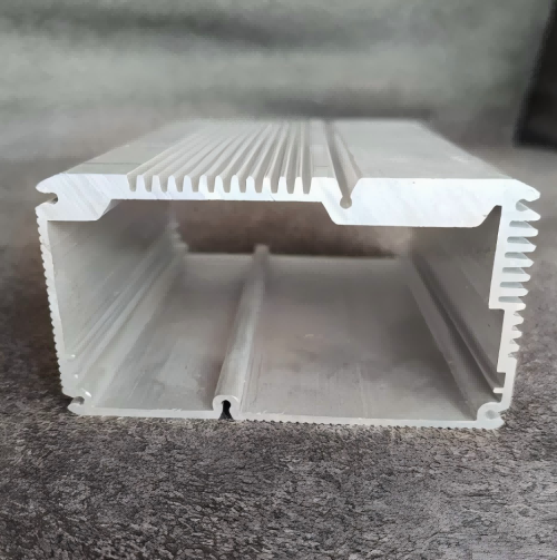 Aluminum Extruded Enclosure for LED Lighting/Battery