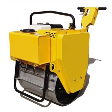 Idraulico nuovo e mini rullo compressore