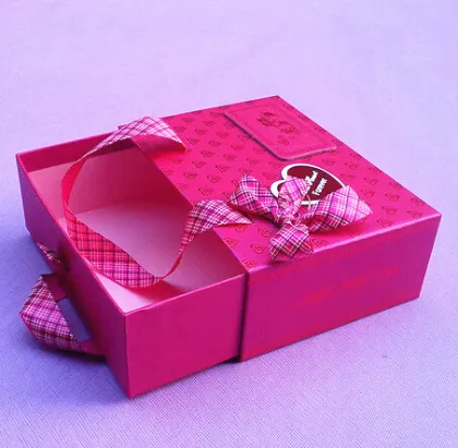 High-Quality Violet Skirt Packing Box