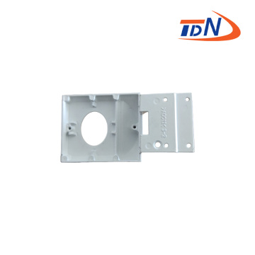 Suporte de componente de iluminação fundido